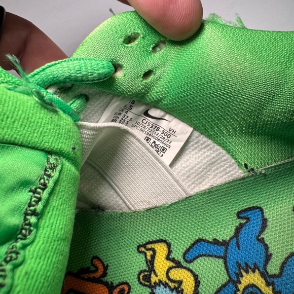 Nike SB Dunk Low Grateful Dead Green Bear Size 6.5 Men’s Rare Sneakers - Picture 4 of 9